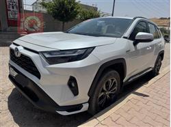 تۆیۆتا ڕاڤ 4